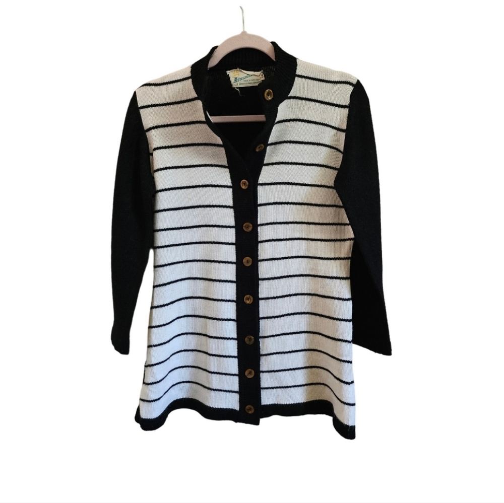 vintage sweater crewneck cardigan size small black white stripe 70s 80s